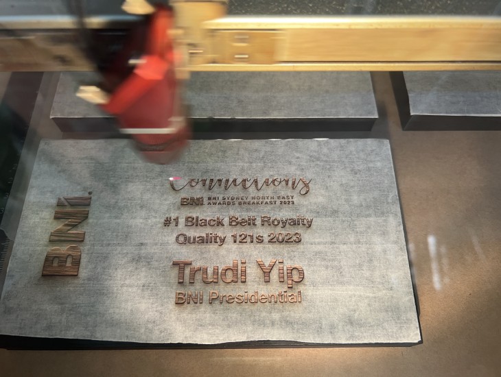 Engraving BNI awards plaque