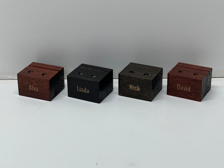 Example projects for events, promotions and marketing agencies 47 custom engrave pen stand